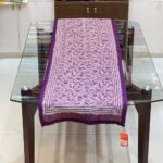 table runner silk 16