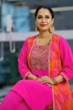 pink viscose & georgette printed shrug set
