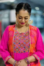 pink viscose & georgette printed shrug set