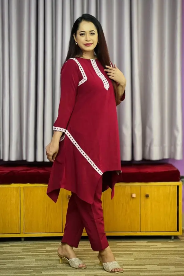 maroon colour chaina fabric co ords