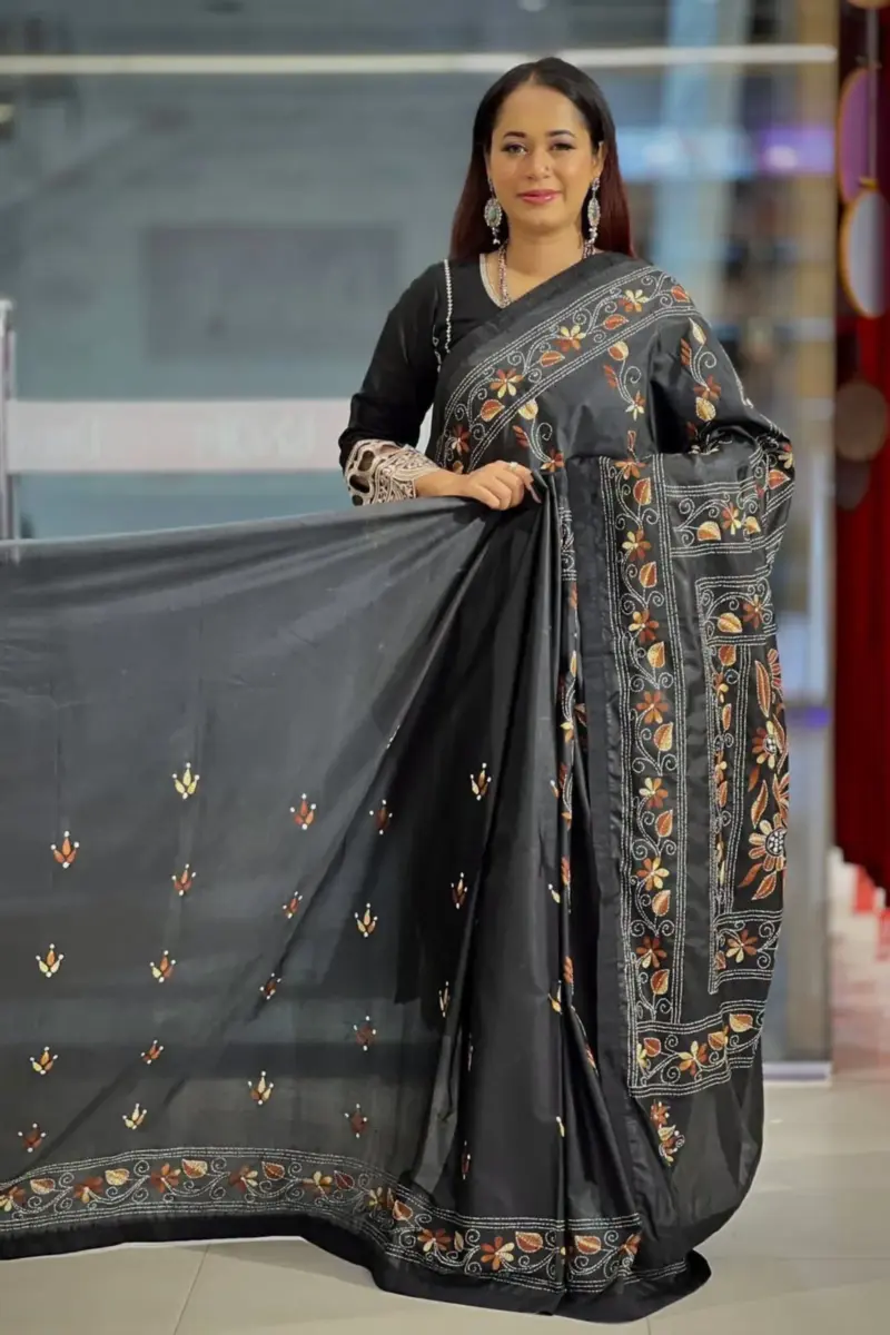 blended silk hand embroidered saree 2